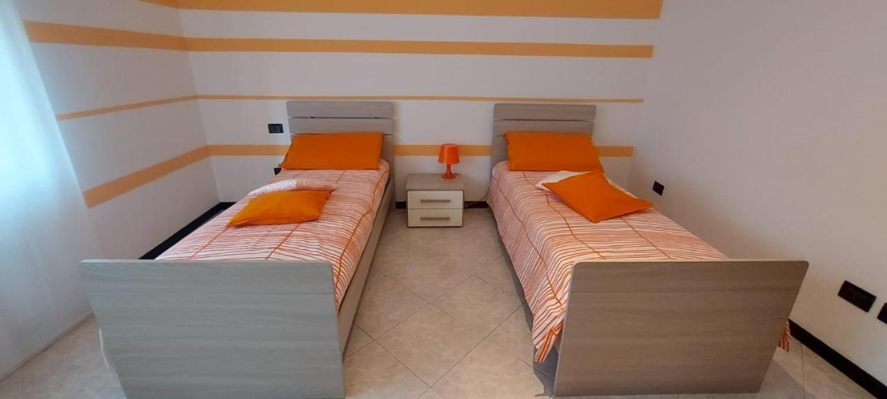 Casa T.U.A. Apartman Sale Marasino Kültér fotó