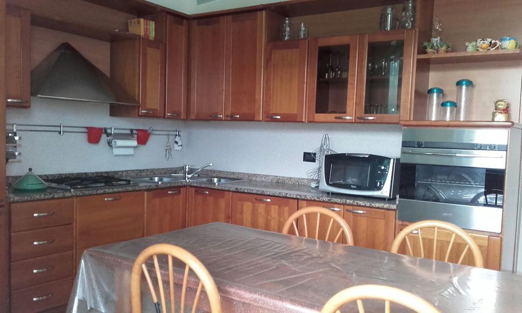 Casa T.U.A. Apartman Sale Marasino Kültér fotó